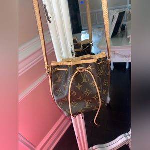 Louis Vuitton draw string bag